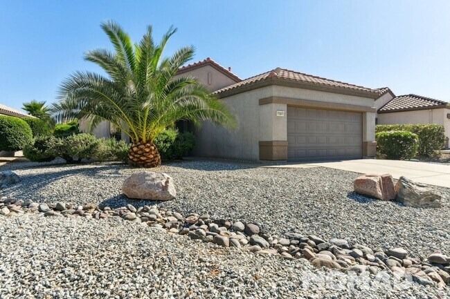 Building Photo - Charming 2BR House in Surprise