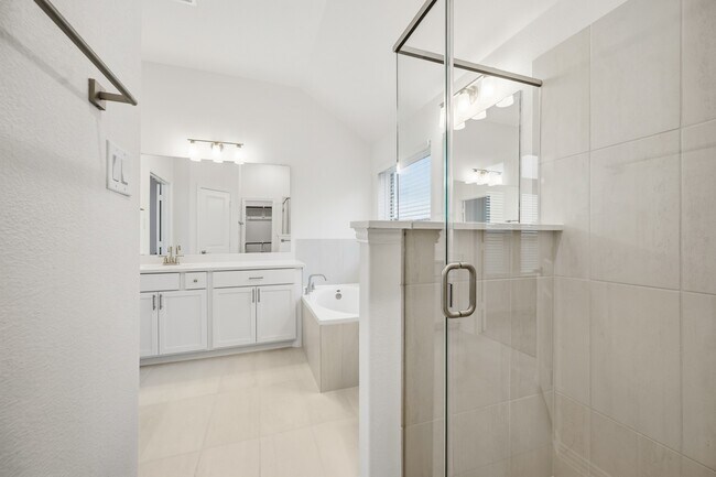 Building Photo - 16634 Villa Del Mar Ln