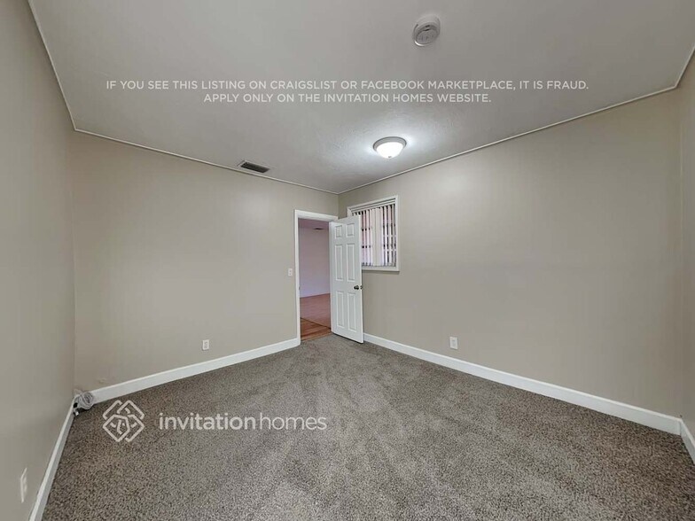 Building Photo - 4710 Madison St