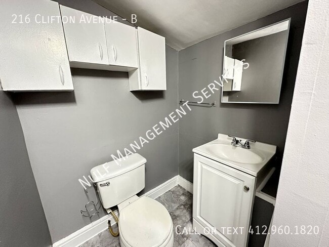 Building Photo - 216 Clifton Ave