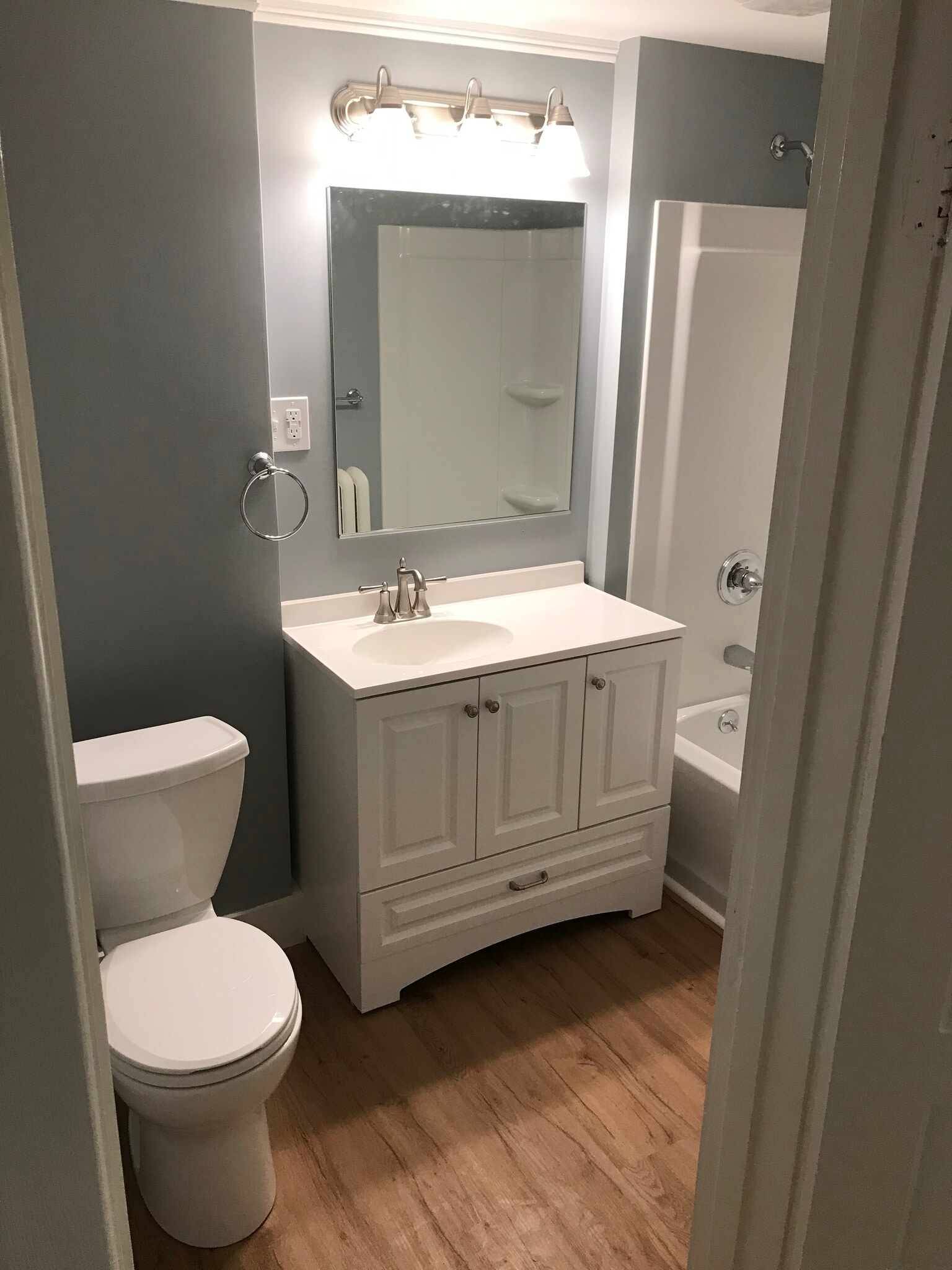 Bath - 12 Hazelwood Ter