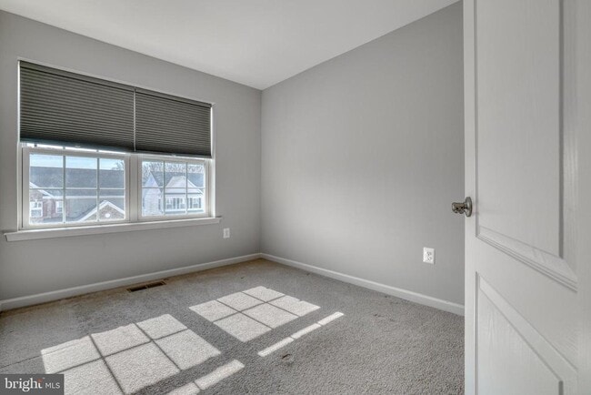 Building Photo - 985 Morgan Run Rd