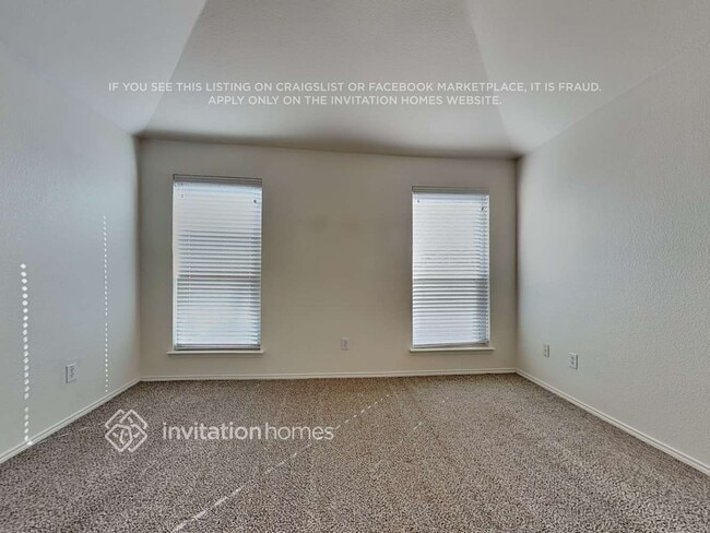 Building Photo - 905 Hidden Oaks Dr