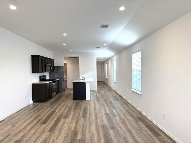 Building Photo - 1111 Tempranillo Wy