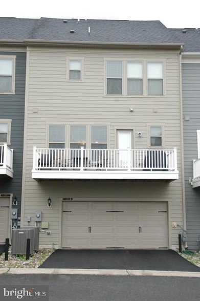 Building Photo - 1705 Cottonwood Grove Rd