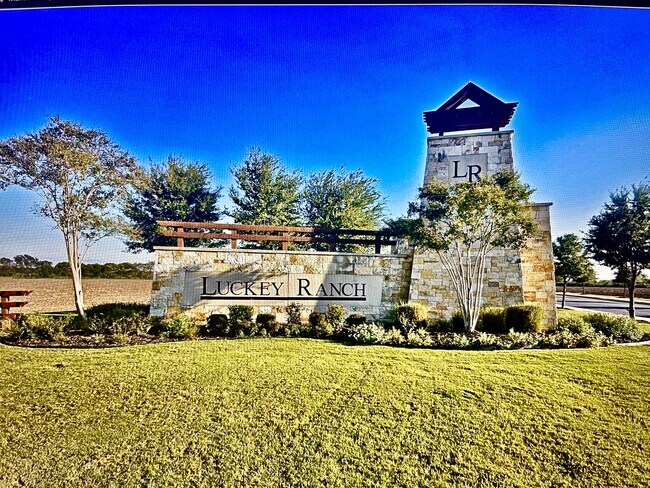 Building Photo - 10829 Emerick St