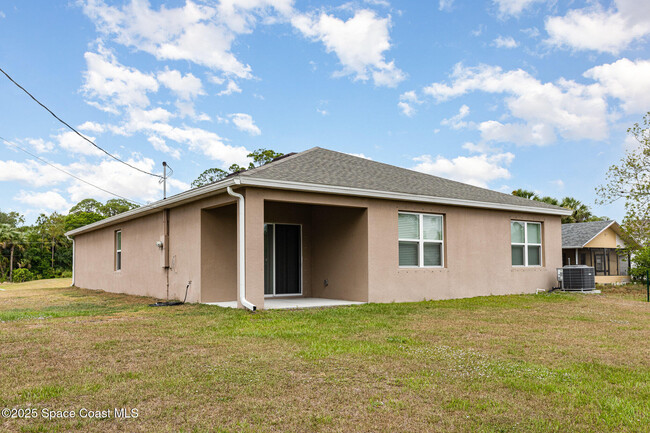 Building Photo - 1299 Buffing Cir SE