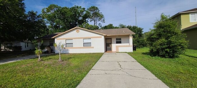 Building Photo - Duplex in Poinciana, Polk County