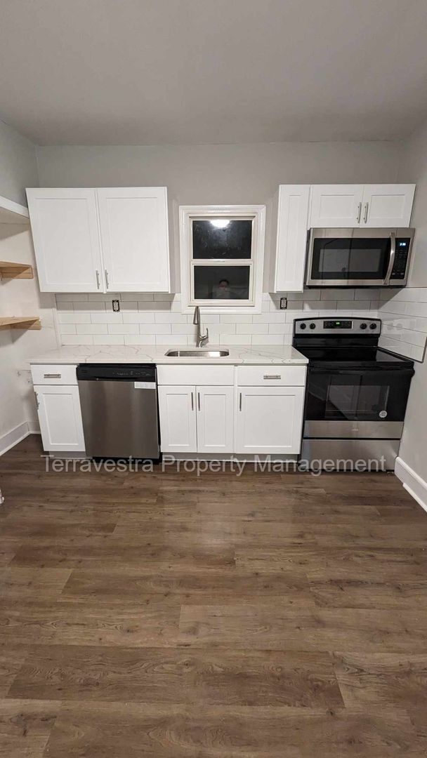 Building Photo - 4 Bed Millville! Eligible for $500 Security Deposit.