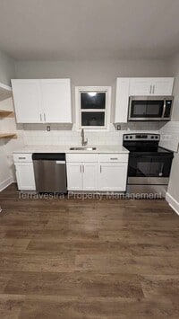 Building Photo - 3 Bed with a bonus finished attic in Millville! Eligible for $500 Security Deposit.