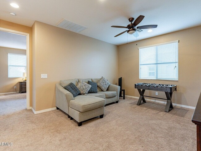 Building Photo - 4 Bedroom Single Family Home in Chandler