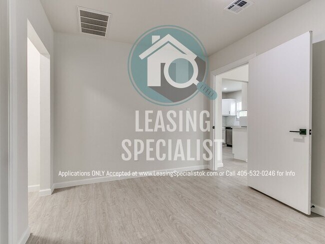 Building Photo - Norman 3 Bed 2 Bath New Custom Build Available for Immediate Move!!