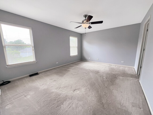 Building Photo - 416 Farnsworth Cir