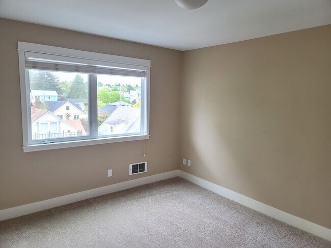Building Photo - 2830 NW 56th St