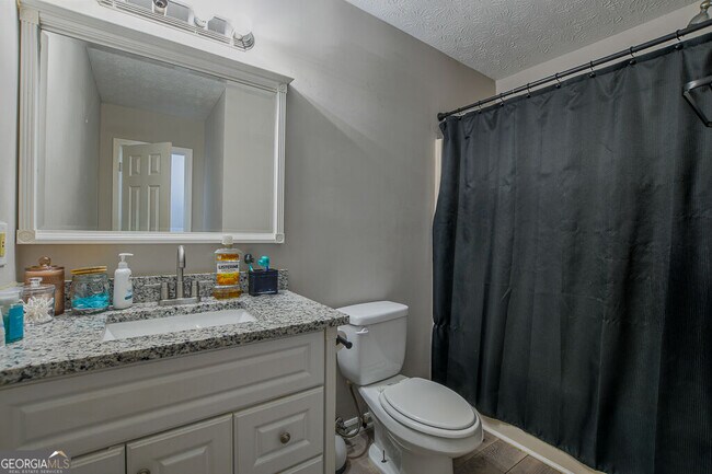 Building Photo - 356 Meadow Trace Dr