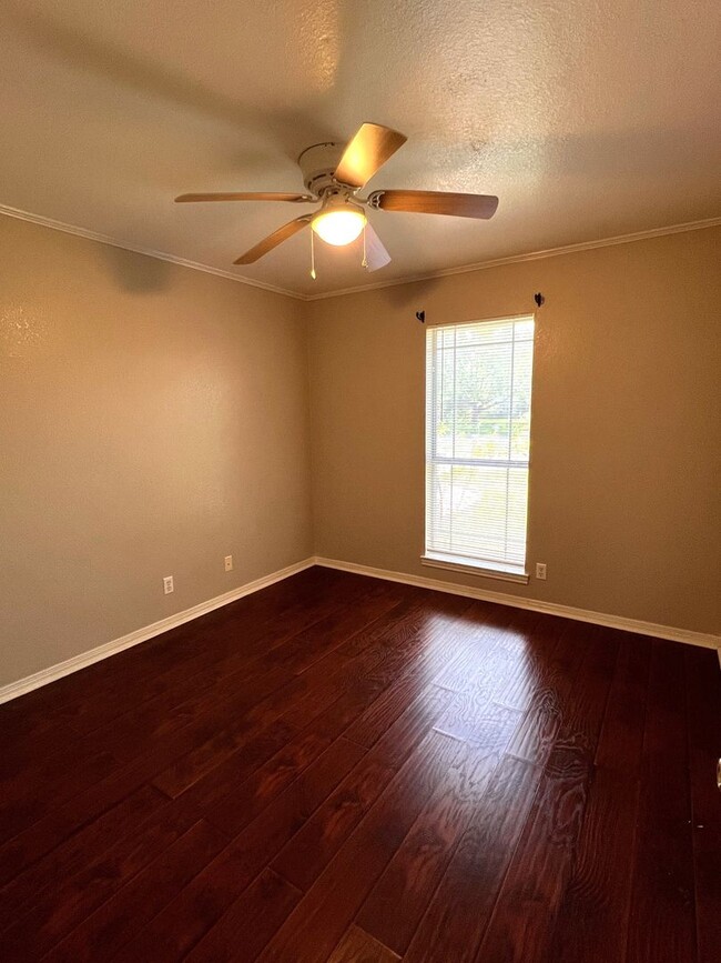 Building Photo - Sun Meadows Harker Heights - 4 bedroom/2 b...