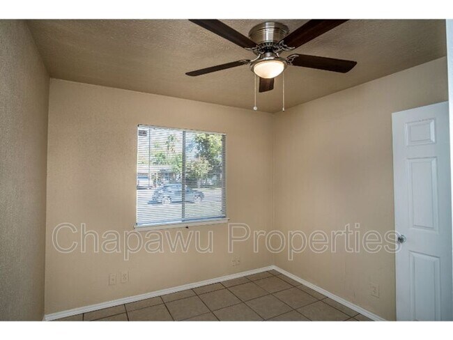 Building Photo - 6916 Shady Grove Dr