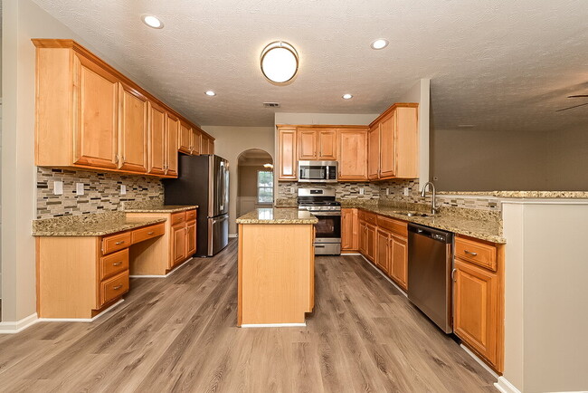 Building Photo - 308 Sunderland Way