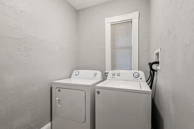 Building Photo - Apply now: https://screen.boompay.app/a/4PByfti3sHSj28kqeheP