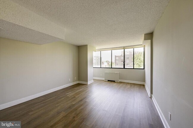 Building Photo - 1245 13th St NW