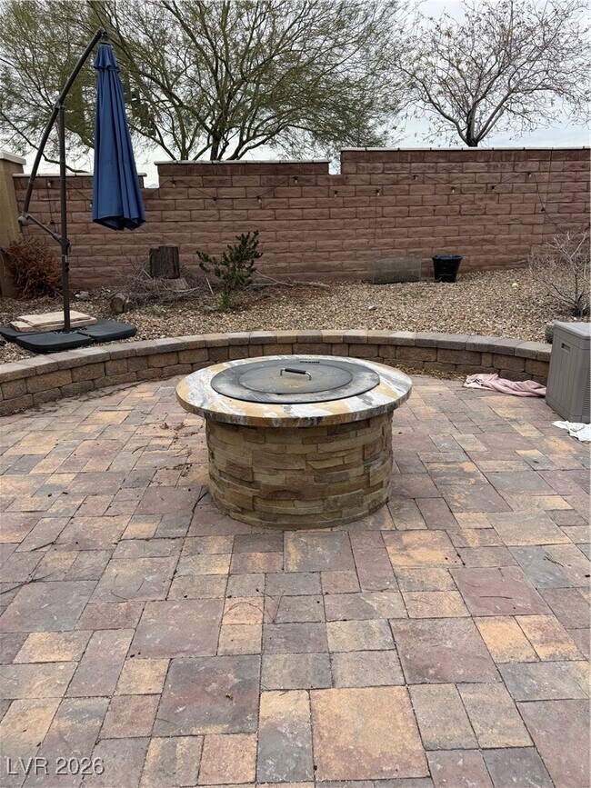 Building Photo - 7793 Britton Rose Dr