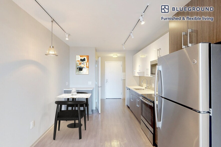 Building Photo - 1 Nashua St