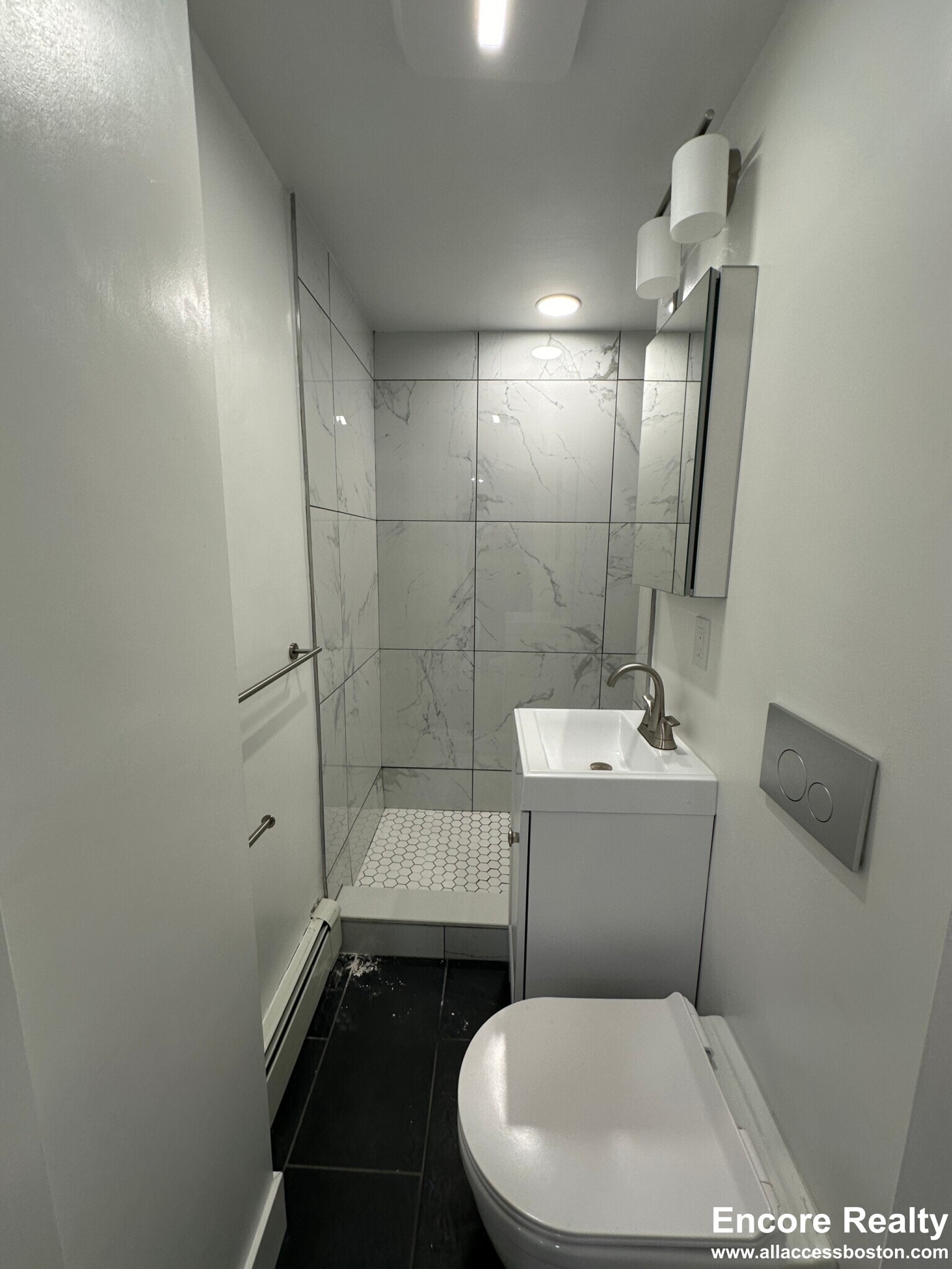 Building Photo - 80 West Cedar St