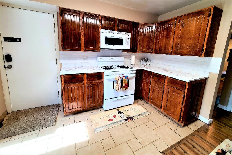 Building Photo - 7000 S 2300 E