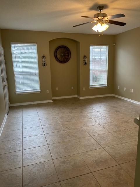 Building Photo - 509 Spartan Drive #5102