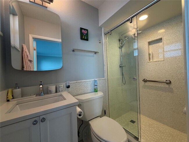 Building Photo - 775 John Ringling Blvd