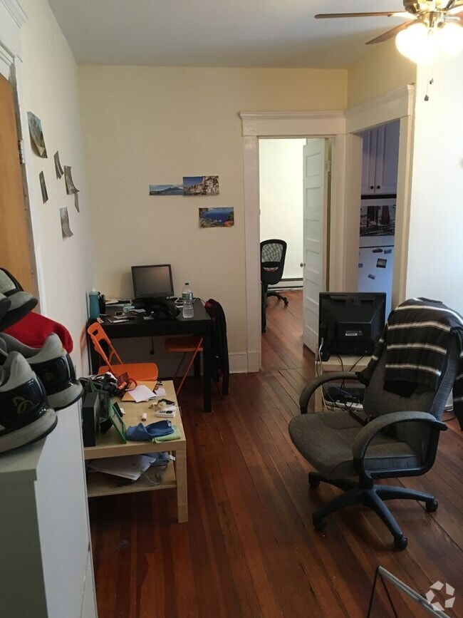 Building Photo - East Rock 1BR Close to Yale SOM