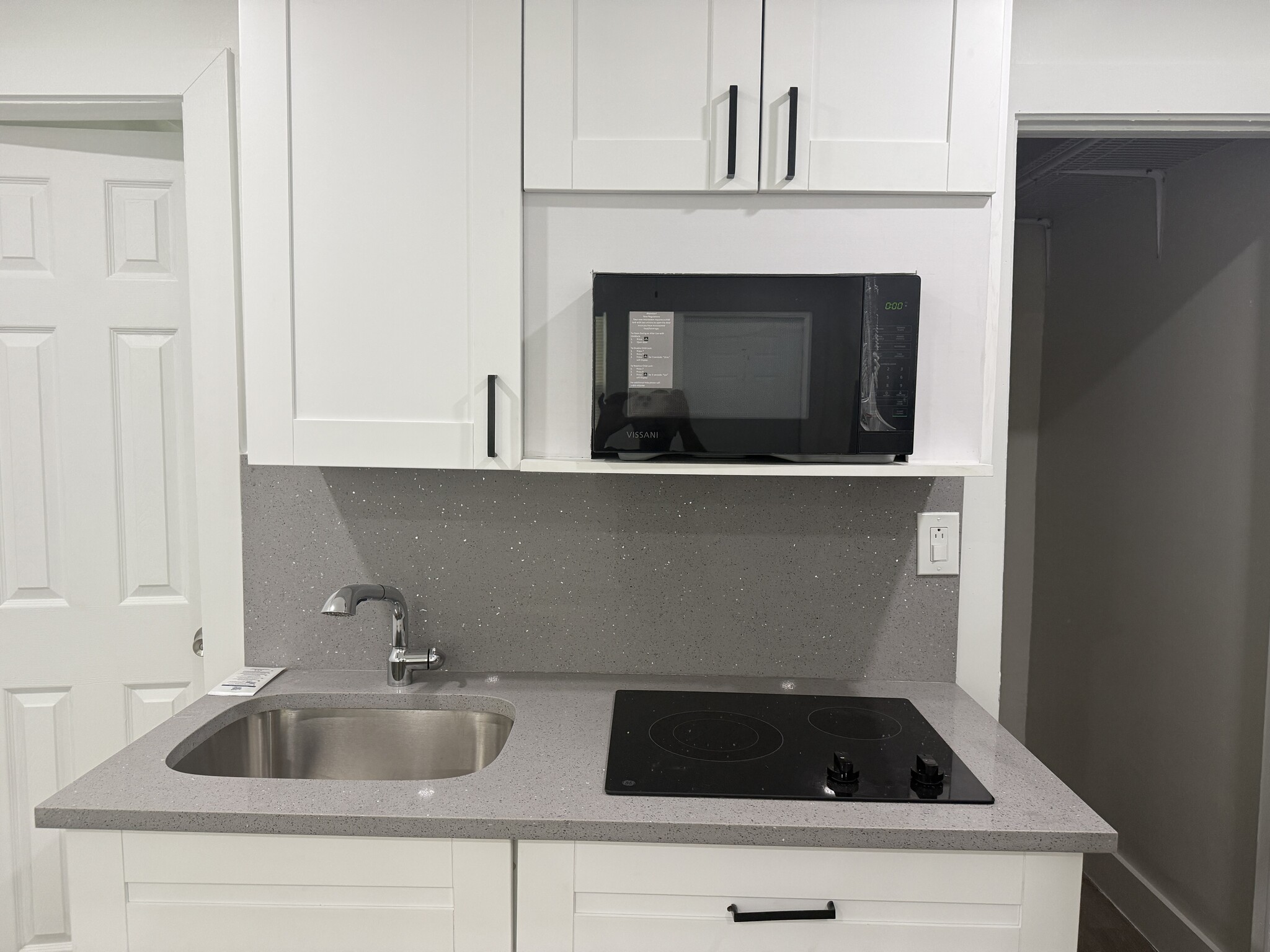 Building Photo - 2500 Franklin Dr