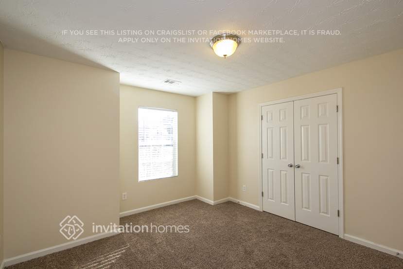 Building Photo - 715 Carlton Pointe Way