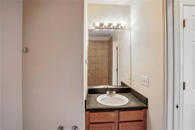 Building Photo - 8007 Ederville Cir