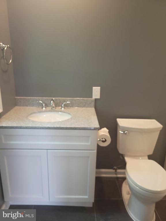 Building Photo - 2250 N Quantico St