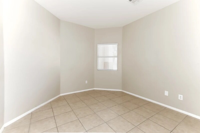 Building Photo - 5914 Buena Tierra St
