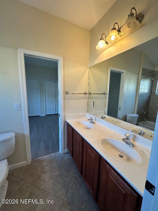 Building Photo - 1752 N Cappero Dr