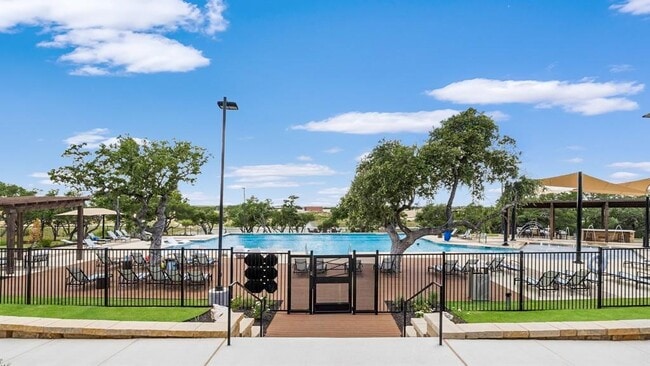 Building Photo - 1304 Salt Lick Dr