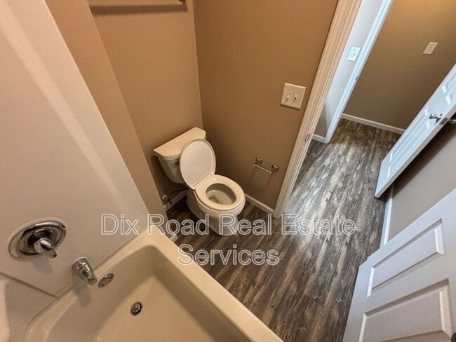 Building Photo - 2516 Resor Rd