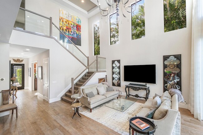 Building Photo - 351 E Boca Raton Rd