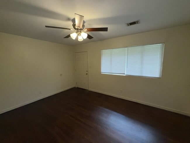 Building Photo - 1444 Maria Dr