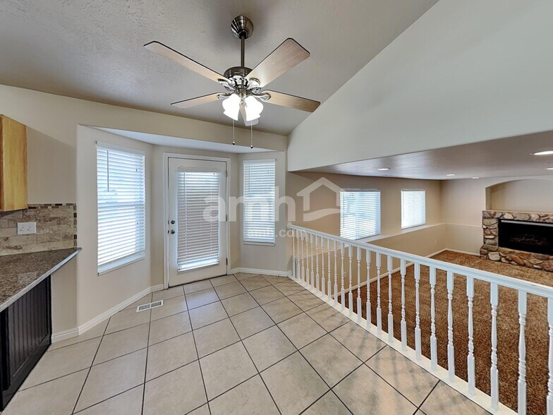 Building Photo - 15121 S Moab Way