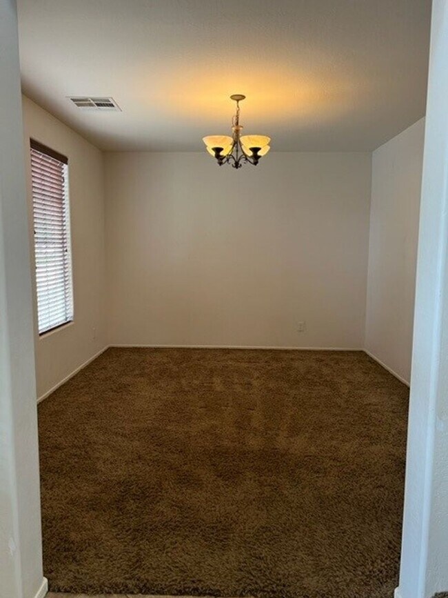 Building Photo - Sunnyvale - Gilbert