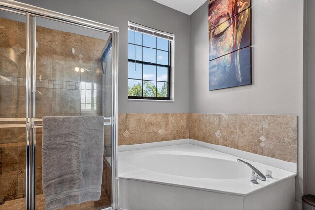 Building Photo - 301 SW 158th Terrace