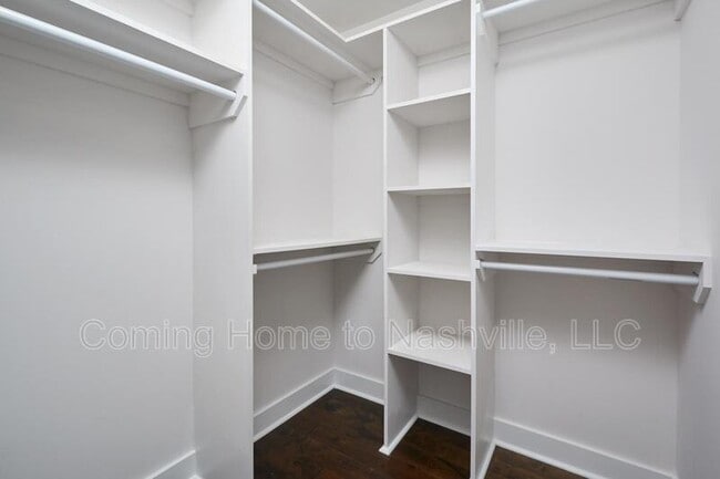 Building Photo - 1719 Pecan St