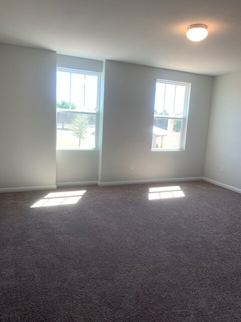 Building Photo - 124 Martha Ln