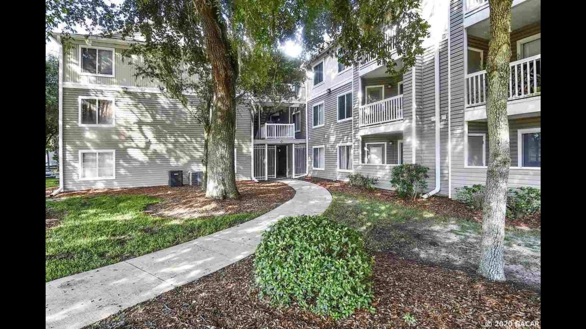 Building Photo - 4000 SW 23rd