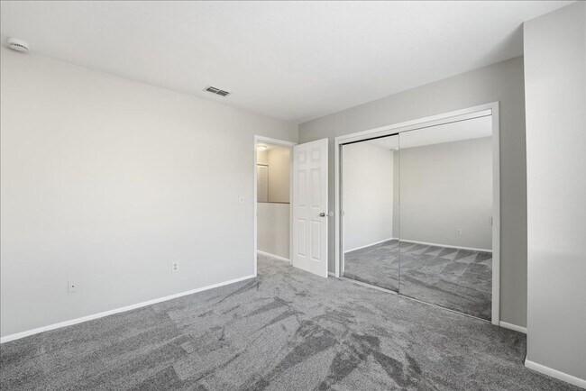 Building Photo - 295 Sandlewood Trail