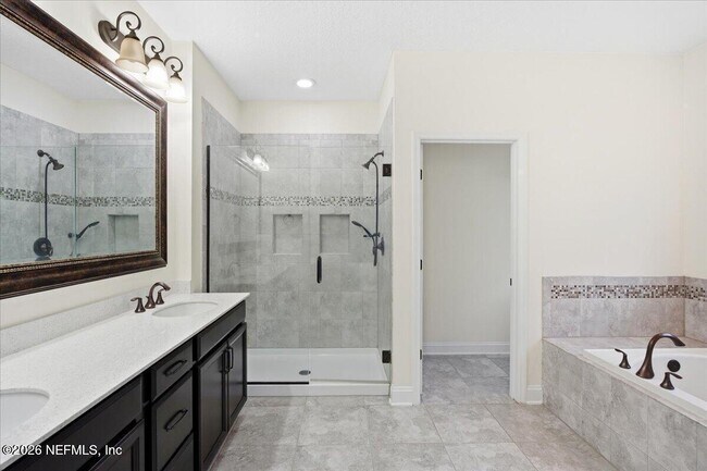 Building Photo - 14336 Garden Gate Dr