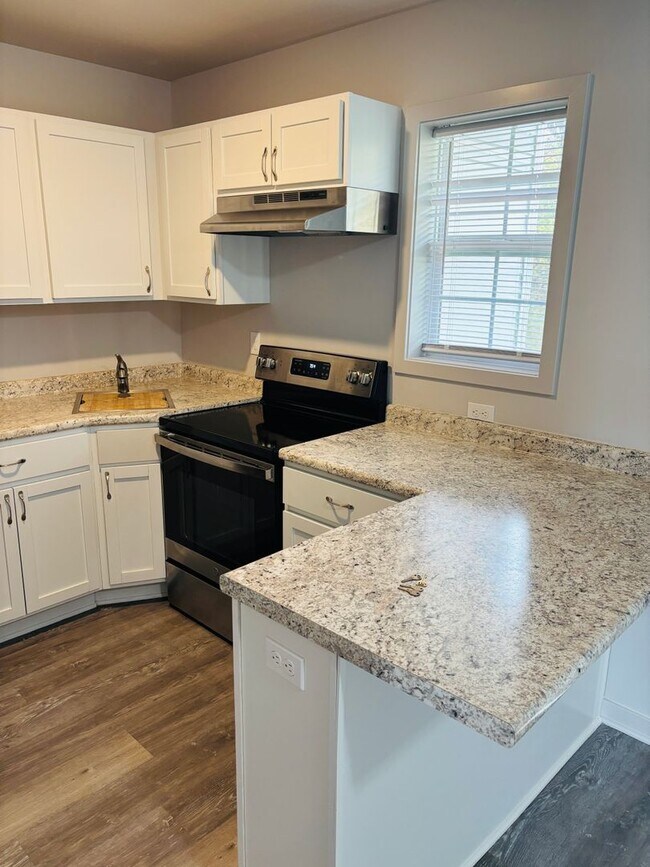 Interior Photo - The Vista